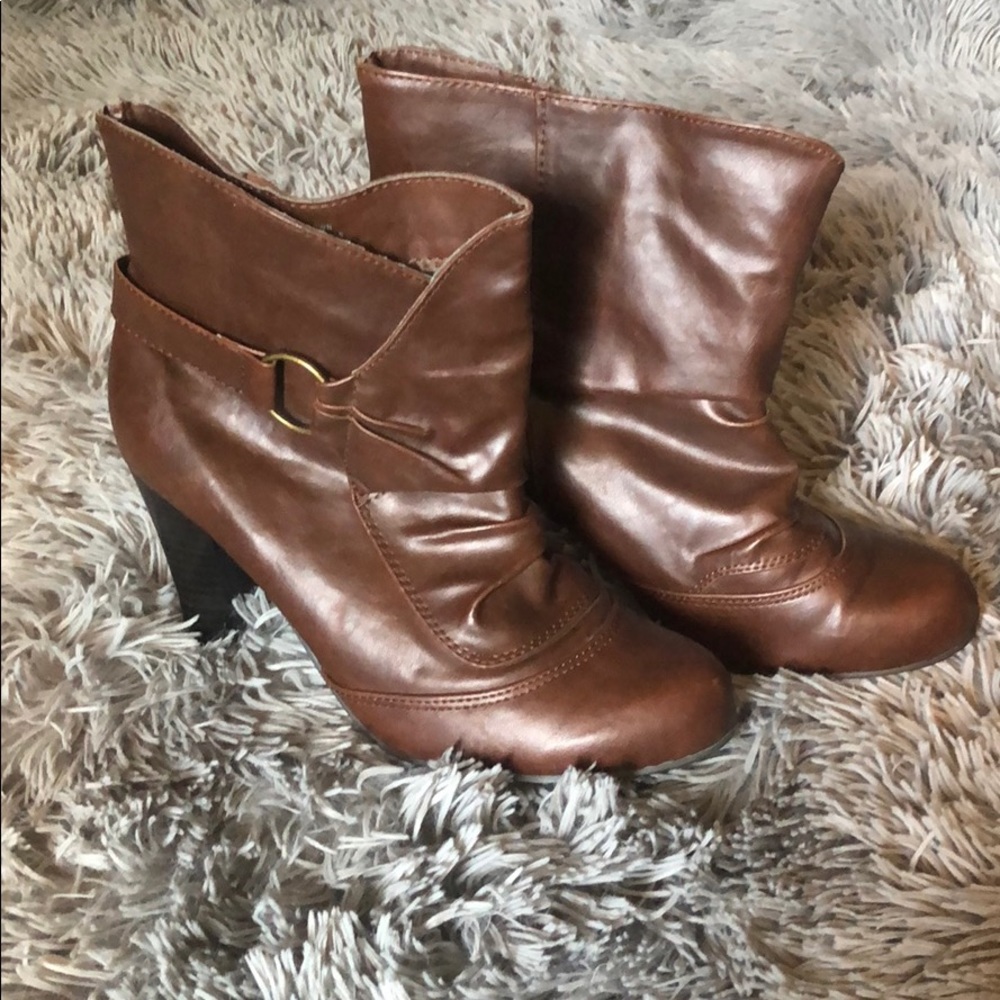 Women’s boots